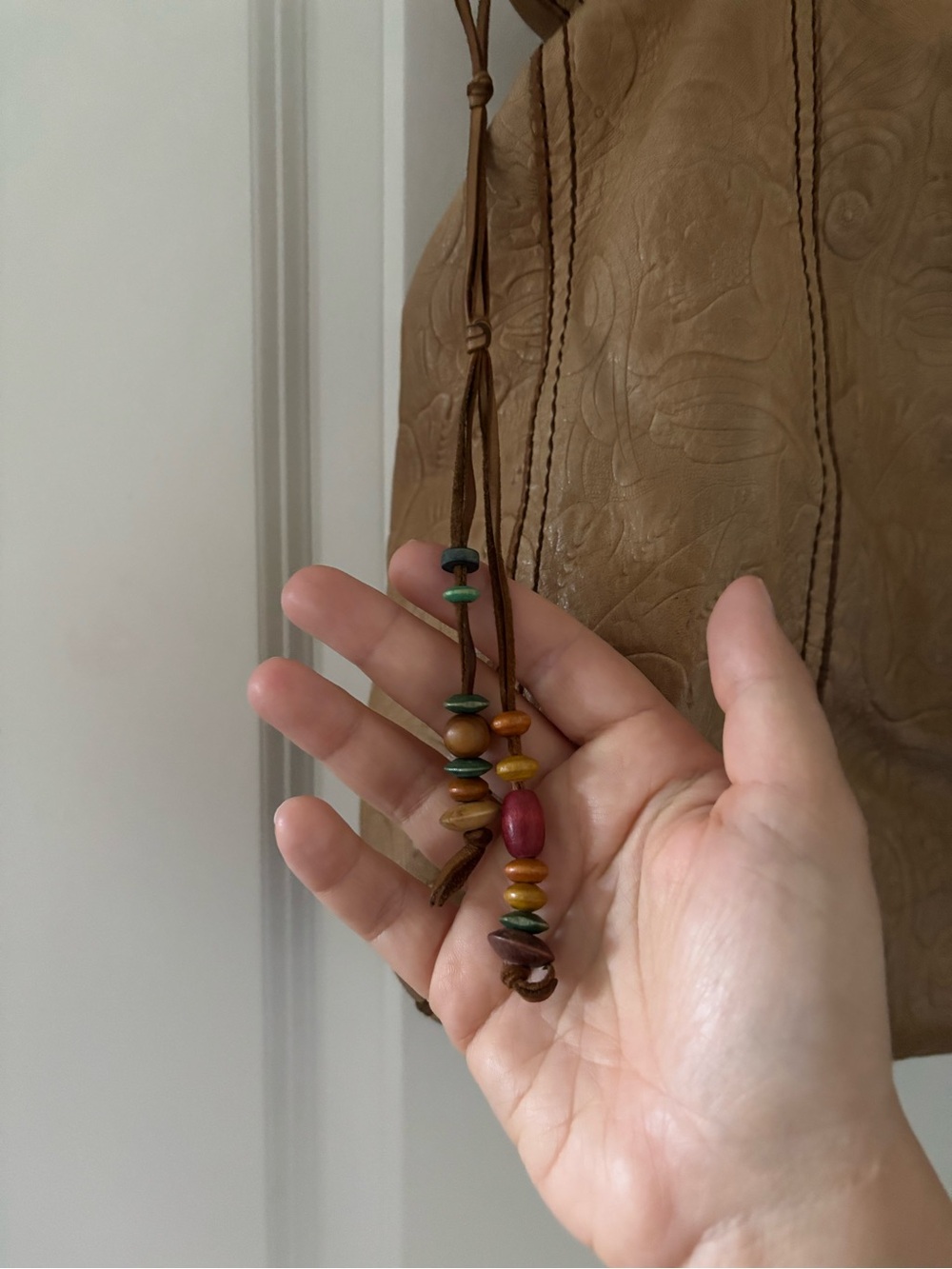 Lucky Brand Floral Embossed Leather Shoulder Bag Boho Slouchy - Picture 9 of 10